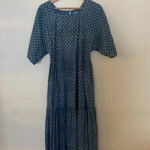 Theo Dress in Indigo Petunia Dot Size M